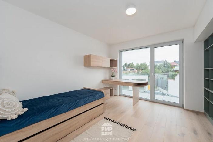 Prodej bytu 4+kk, Nebovidy, 101 m2