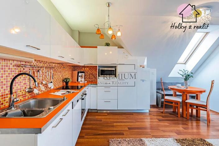 Prodej bytu 3+kk, Jesenice, Lomená, 108 m2