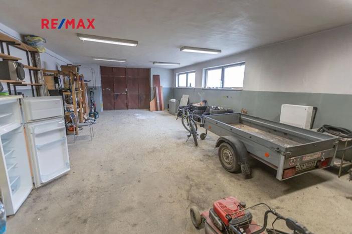 Prodej obchodního prostoru, Město Albrechtice, Míru, 1427 m2