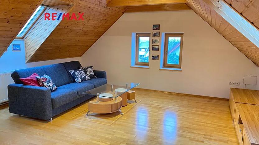 Pronájem atypického bytu, Mohelnice, 90 m2