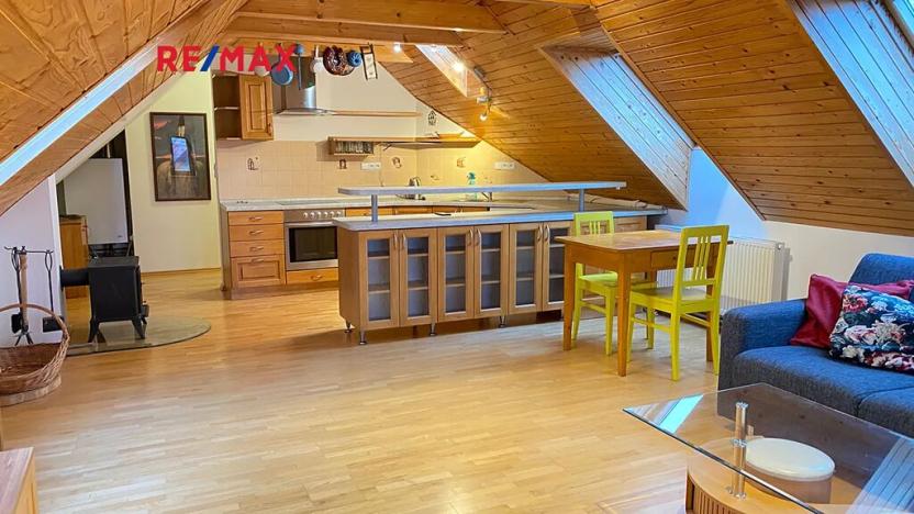 Pronájem atypického bytu, Mohelnice, 90 m2