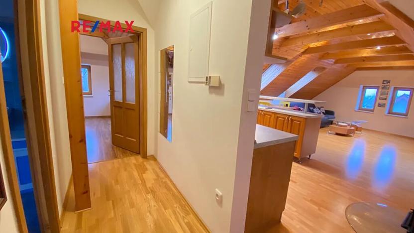 Pronájem atypického bytu, Mohelnice, 90 m2