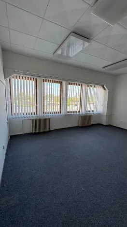 Pronájem kanceláře, Pardubice, Na Spravedlnosti, 28 m2