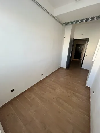 Pronájem kanceláře, Nymburk, Náměstí Přemyslovců, 17 m2