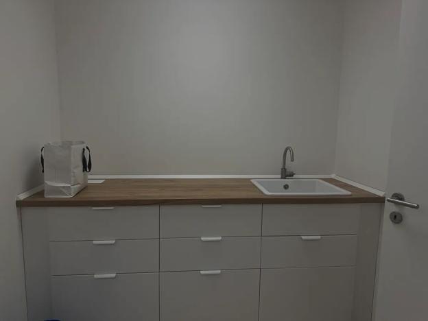 Prodej komerční nemovitosti, Praha - Vokovice, K Červenému vrchu, 47 m2