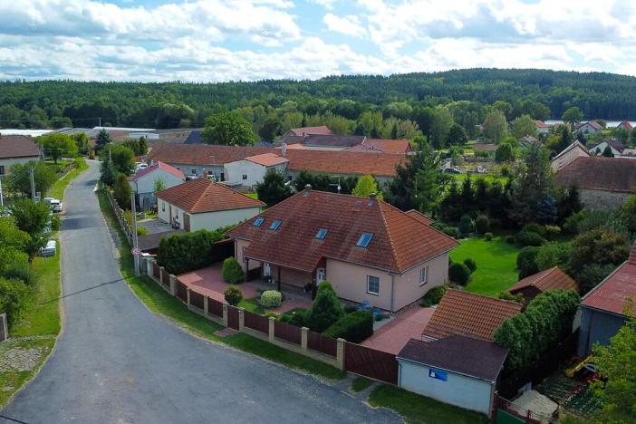 Prodej rodinného domu, Kotenčice, 222 m2