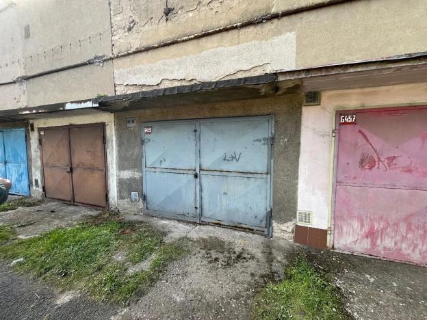 Pronájem garáže, Lovosice, U Nadjezdu, 18 m2