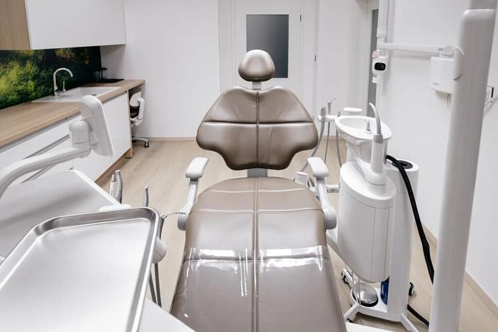 Pronájem ordinace, Praha - Smíchov, Zoubkova, 48 m2