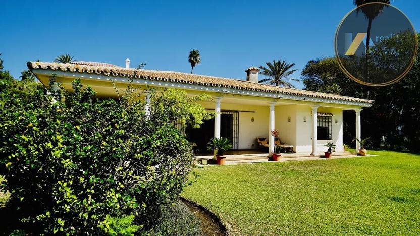 Prodej vily, Estepona, Španělsko, 220 m2