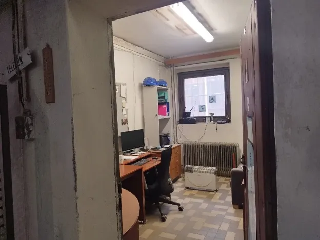 Pronájem výrobních prostor, Hradec Králové, Vážní, 630 m2