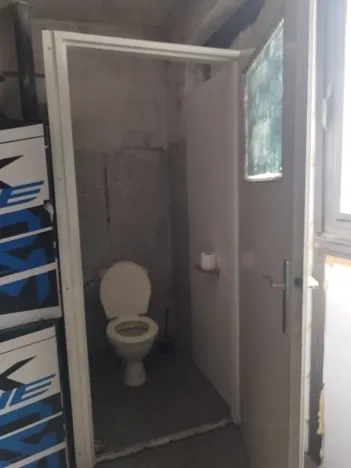 Pronájem výrobních prostor, Hradec Králové, Vážní, 630 m2