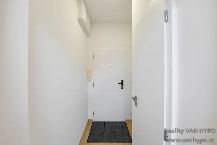 Pronájem bytu 2+kk, Praha - Vinohrady, Hollarovo náměstí, 47 m2