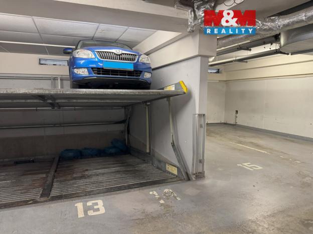 Prodej garážového stání, Praha - Kbely, Pod Nouzovem, 16 m2
