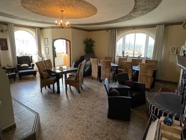 Pronájem kanceláře, Kynšperk nad Ohří, 600 m2