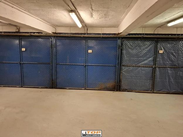 Pronájem garáže, Chomutov, Bezručova, 16 m2