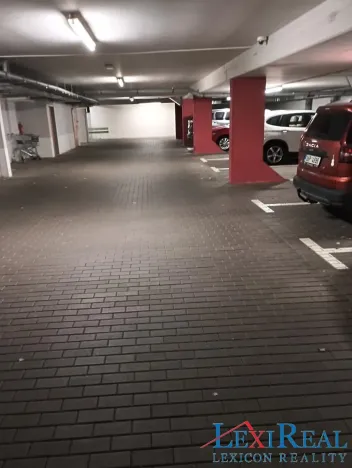 Prodej garážového stání, Praha - Liboc, Pod cihelnou, 13 m2