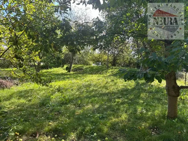 Pronájem zahrady, Mukařov, 1022 m2