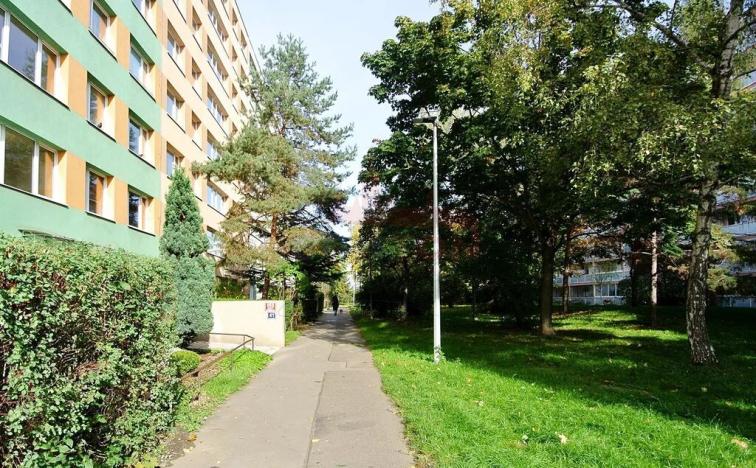 Prodej bytu 3+1, Praha - Podolí, Kaplická, 62 m2