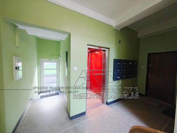 Prodej bytu 2+kk, Praha - Vršovice, Kišiněvská, 48 m2