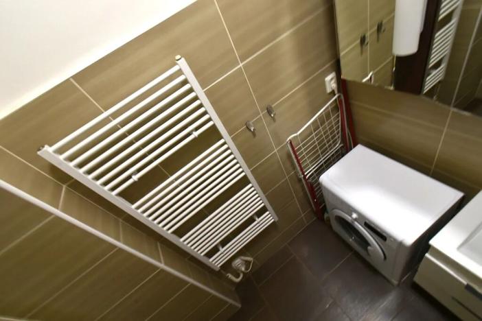 Pronájem bytu 2+kk, Praha - Holešovice, Veletržní, 44 m2