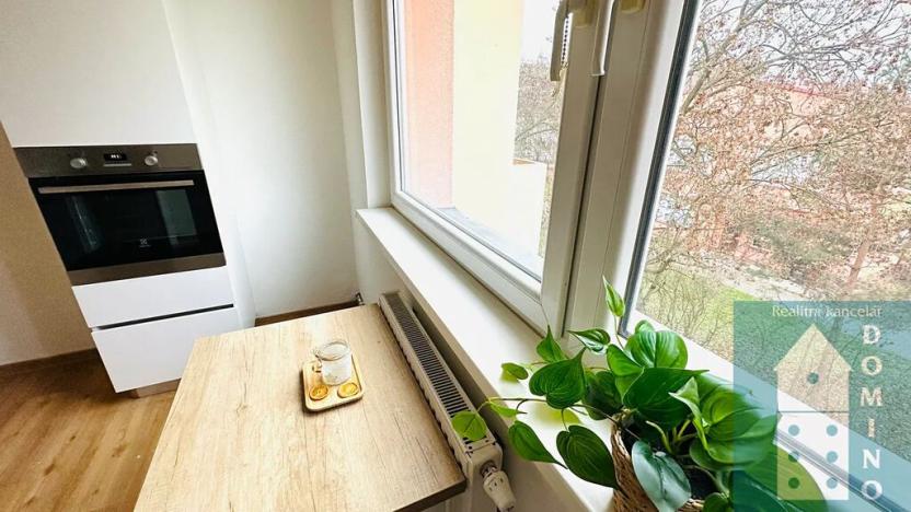 Pronájem bytu 1+1, Kroměříž, Denkova, 36 m2