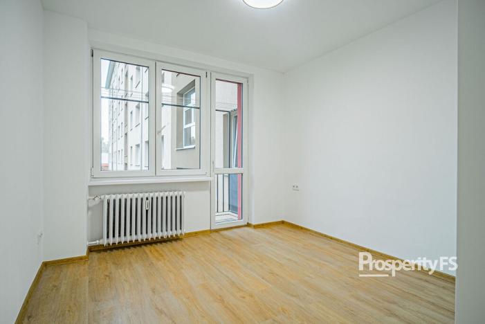 Prodej bytu 2+1, Karviná - Ráj, Kosmonautů, 52 m2