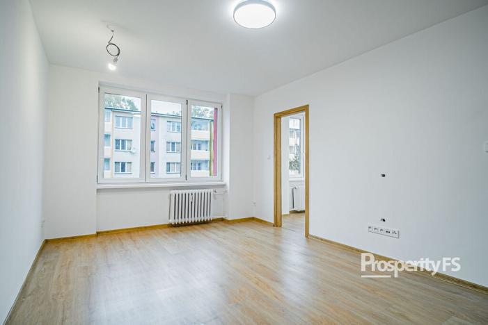 Prodej bytu 2+1, Karviná - Ráj, Kosmonautů, 52 m2