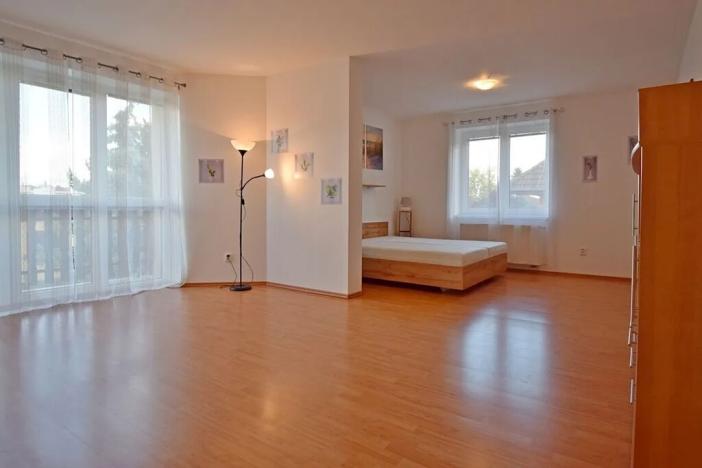 Pronájem rodinného domu, Praha - Stodůlky, Pod viaduktem, 380 m2