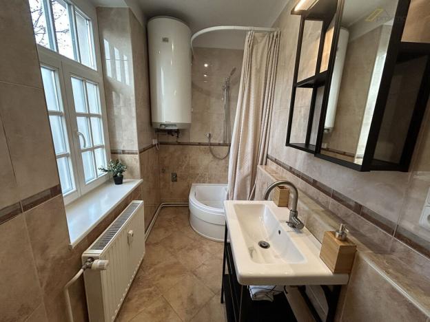 Pronájem bytu 2+1, Český Krumlov - Latrán, T. G. Masaryka, 53 m2