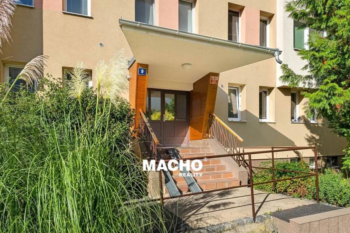 Prodej bytu 3+1, Praha - Braník, Nad strouhou, 72 m2