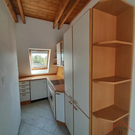 Prodej rodinného domu, Praha - Kyje, Branská, 402 m2