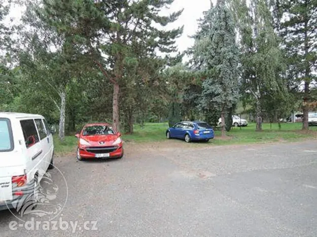 Dražba pozemku, Bitozeves, 834 m2