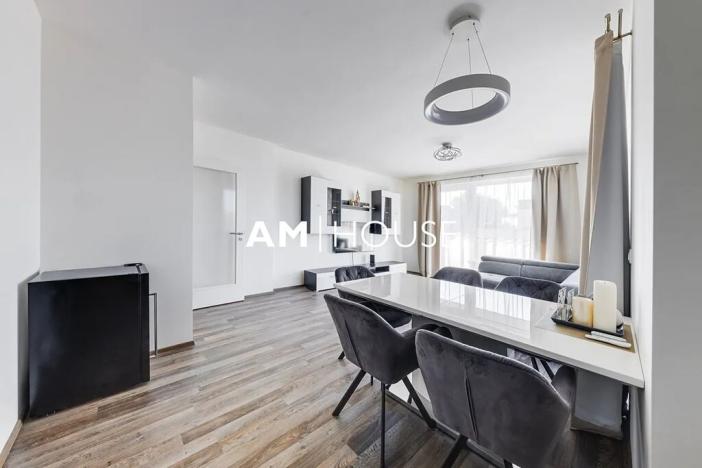 Pronájem bytu 4+kk, Praha - Vysočany, Smržových, 100 m2