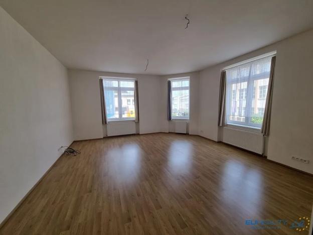 Pronájem bytu 2+kk, Náchod, Na Letné, 64 m2