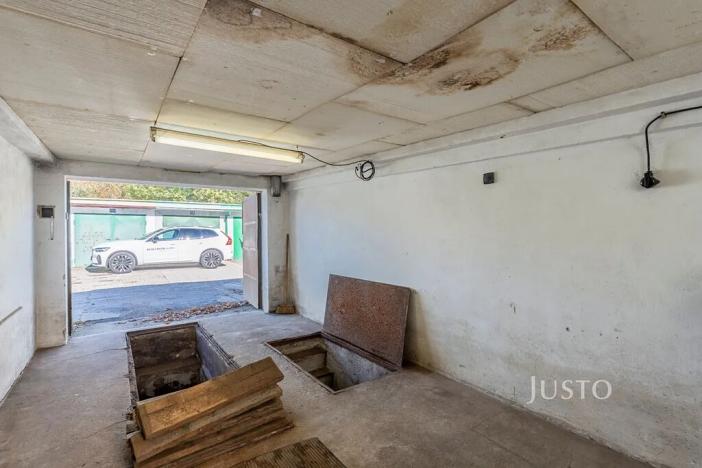 Prodej garáže, Uherské Hradiště, Za Alejí, 21 m2