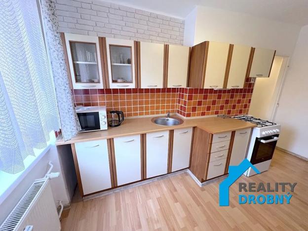 Prodej bytu 2+1, Děčín, Dobrovského, 56 m2