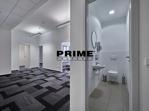 Pronájem kanceláře, Praha - Nové Město, Soukenická, 244 m2
