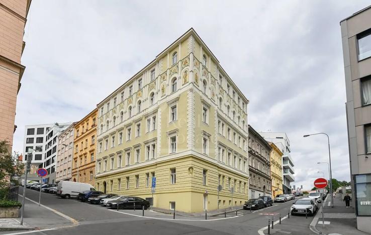 Pronájem bytu 3+kk, Praha - Smíchov, Kmochova, 69 m2