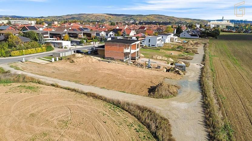 Prodej pozemku pro bydlení, Hrušovany u Brna, 773 m2