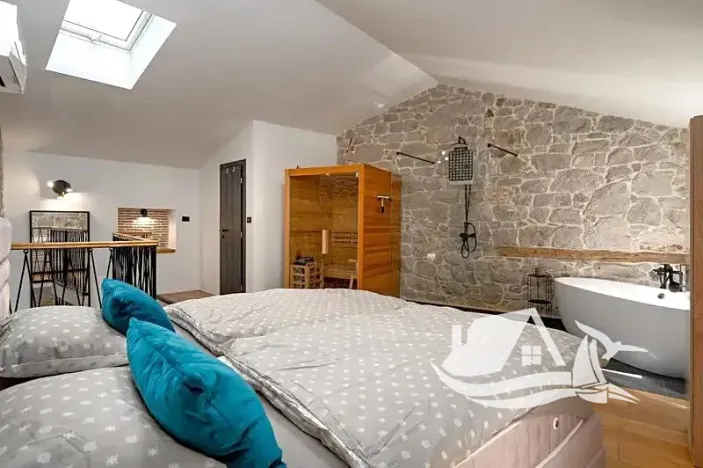 Prodej vícegeneračního domu, Vrsar, Chorvatsko, 126 m2