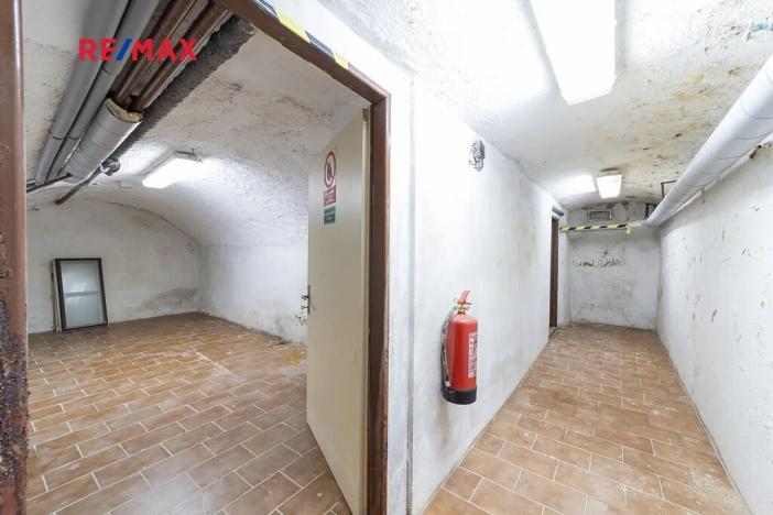Prodej obchodního prostoru, Králíky, 5. května, 519 m2