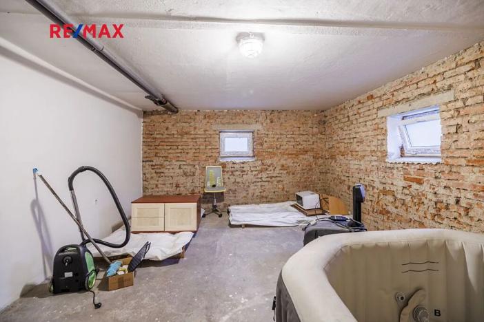 Pronájem rodinného domu, Nový Malín, 205 m2