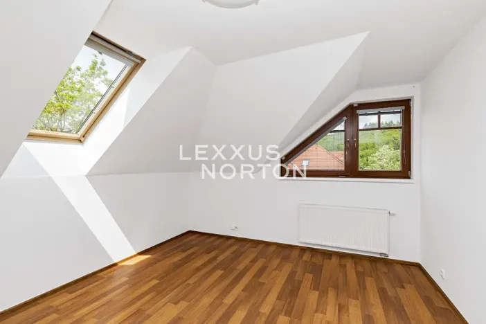 Pronájem rodinného domu, Průhonice, Pod Valem II., 320 m2