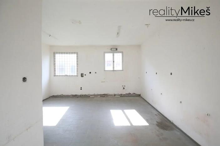 Prodej komerční nemovitosti, Liberec, Výletní, 1088 m2