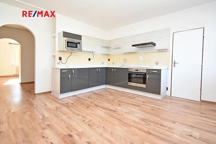 Prodej bytu 3+1, Otvovice, 192 m2