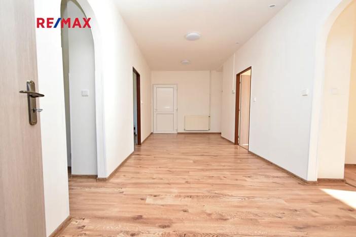 Prodej bytu 3+1, Otvovice, 192 m2