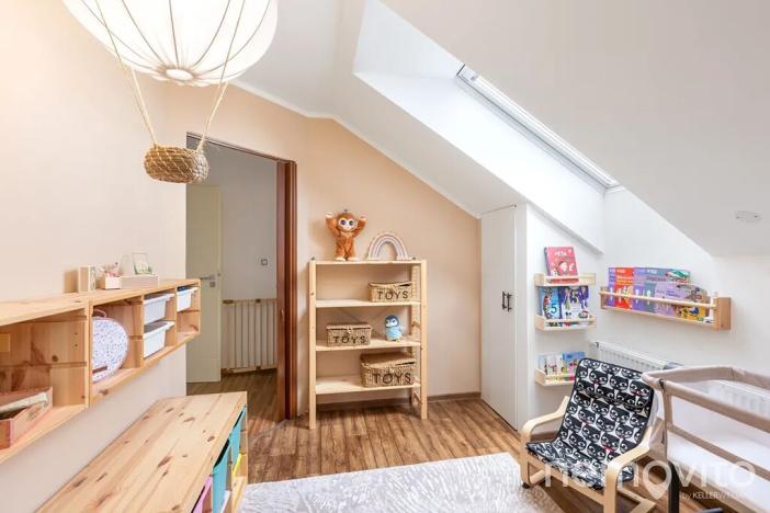 Prodej bytu 3+1, Unhošť, V Zahradách, 74 m2