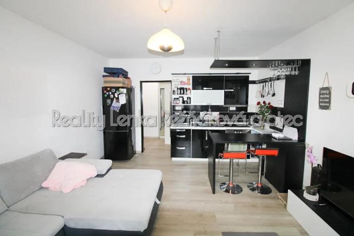 Pronájem bytu 1+kk, Mikulov, Dukelská, 27 m2