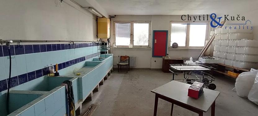 Prodej komerční nemovitosti, Kojetín, 1600 m2