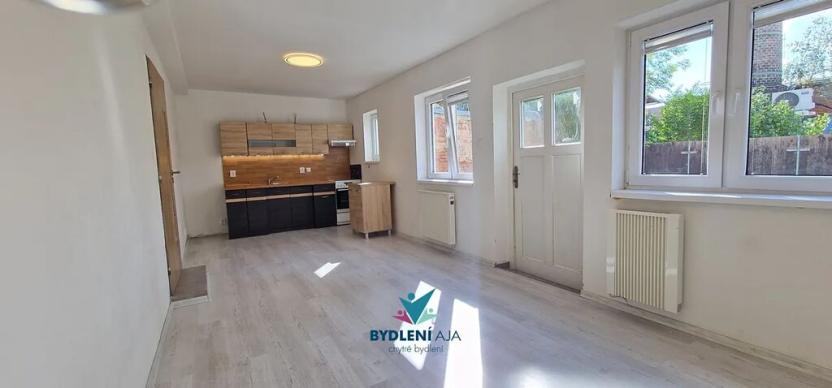Pronájem bytu 2+kk, Teplice, Havlíčkova, 47 m2